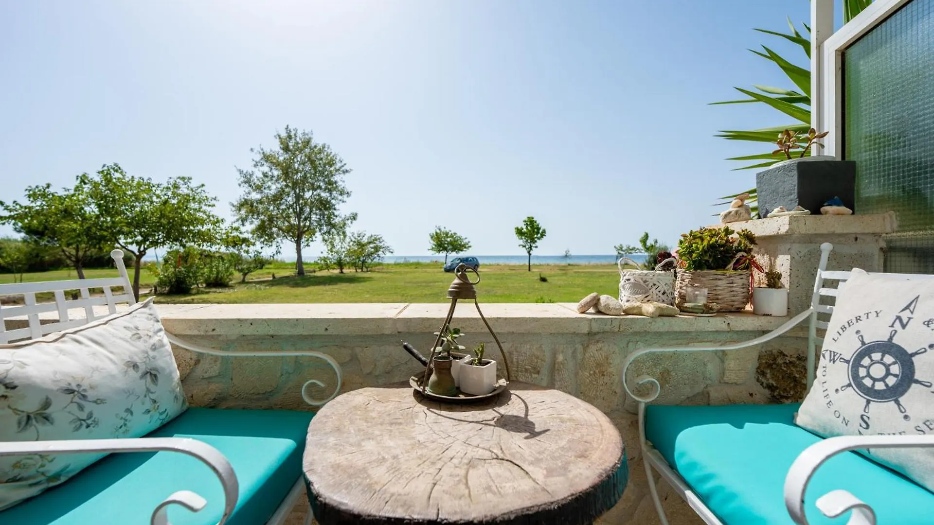 Villa Di Μare By Golden Host Nea Moudania Greece